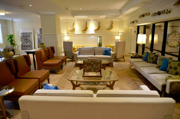 A second level Sky Lobby has subtle vintage furnishings plus a coffee bar, lounge and library where guests can gather