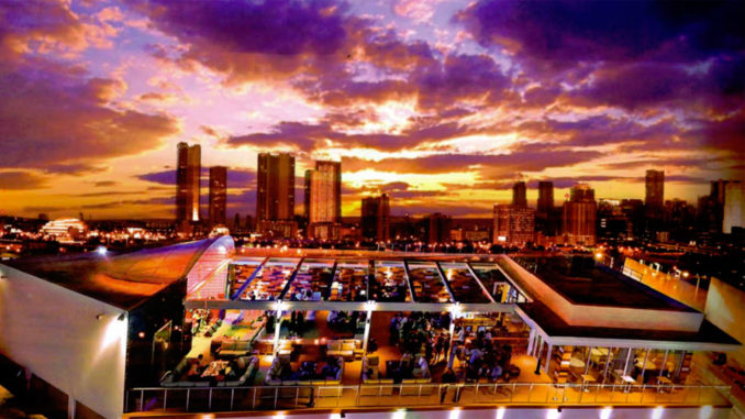 e11even1030p The Restaurant at E11even offers breathtaking views of Downtown Miami